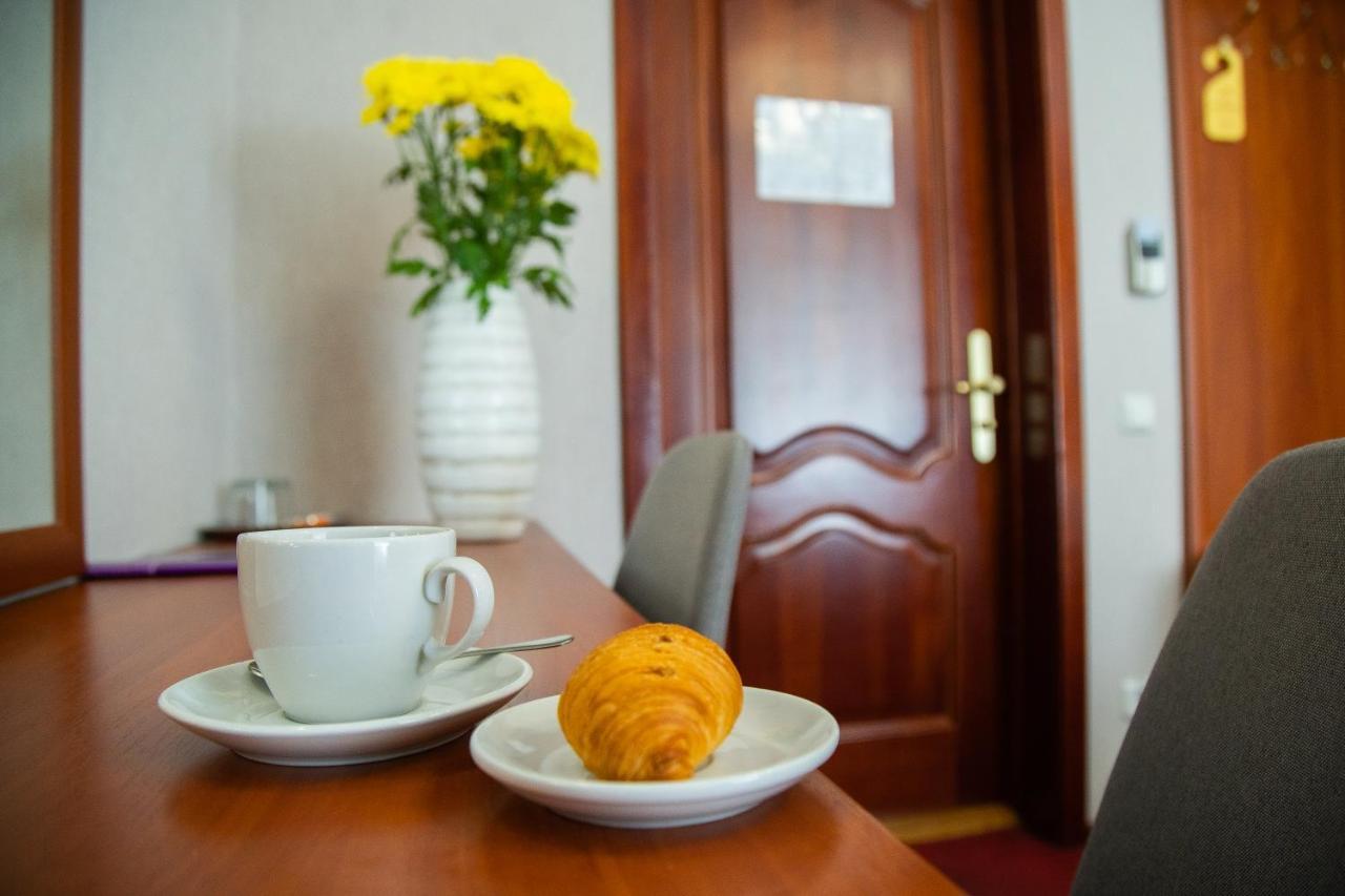 Grand Christer Hotel Kiew Exterior foto