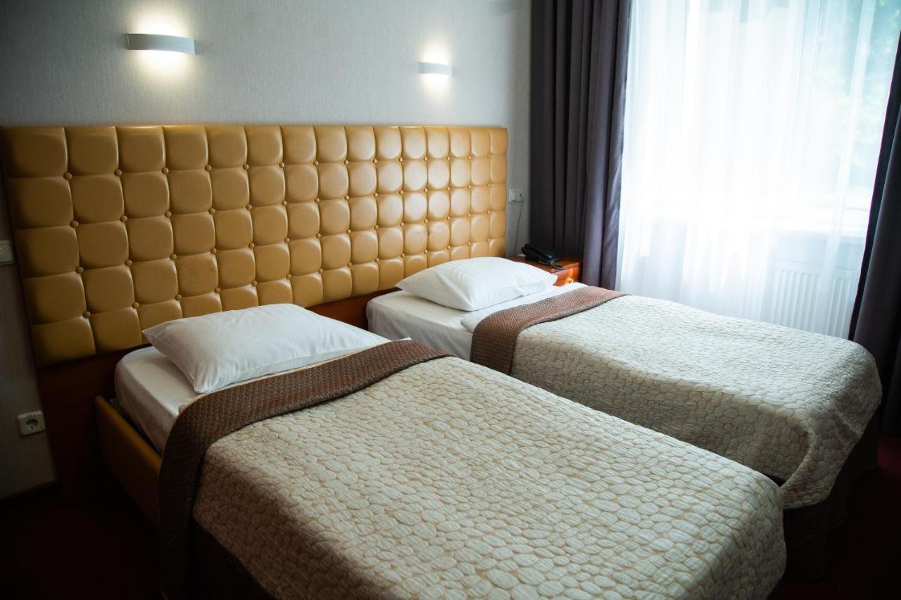 Grand Christer Hotel Kiew Exterior foto