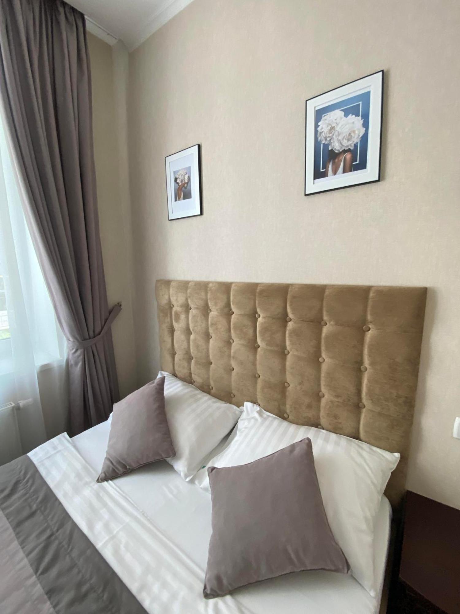 Grand Christer Hotel Kiew Exterior foto
