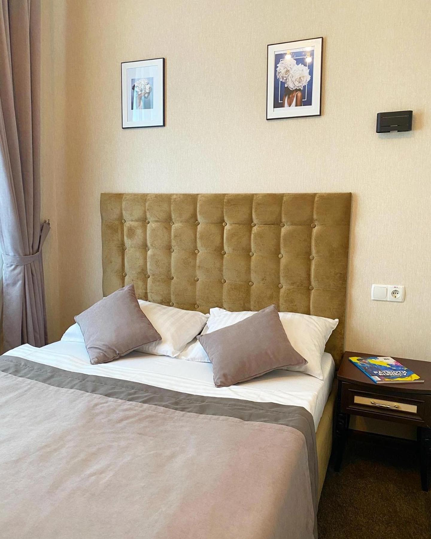 Grand Christer Hotel Kiew Exterior foto